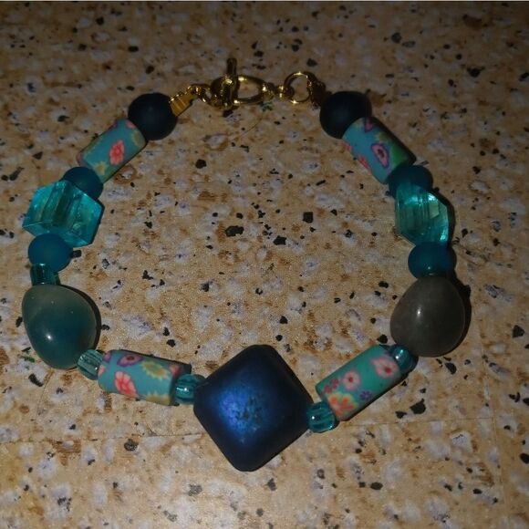 Customize charm bracelet - Picture 3 of 10